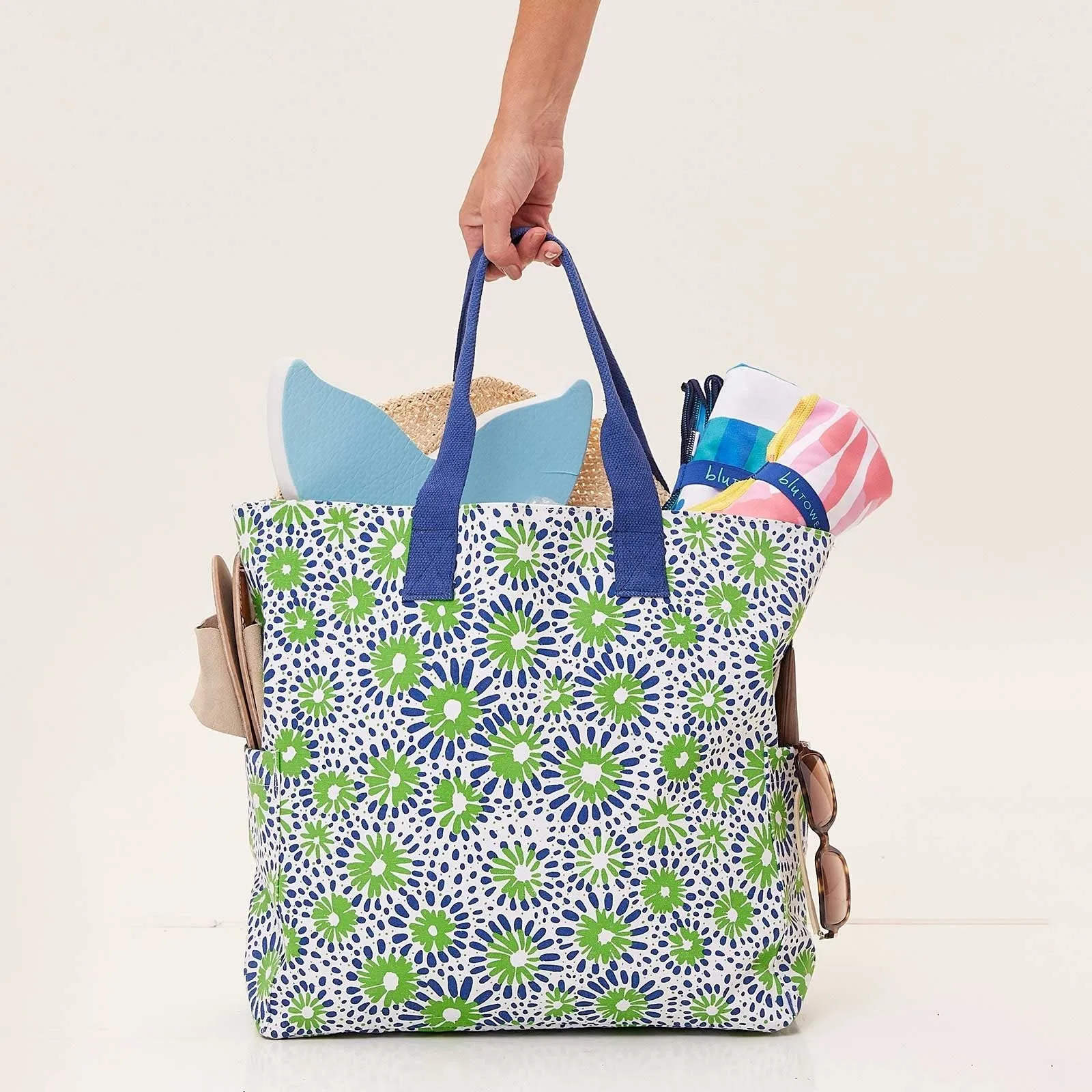 Chamomile Navy Green Carryall Bag