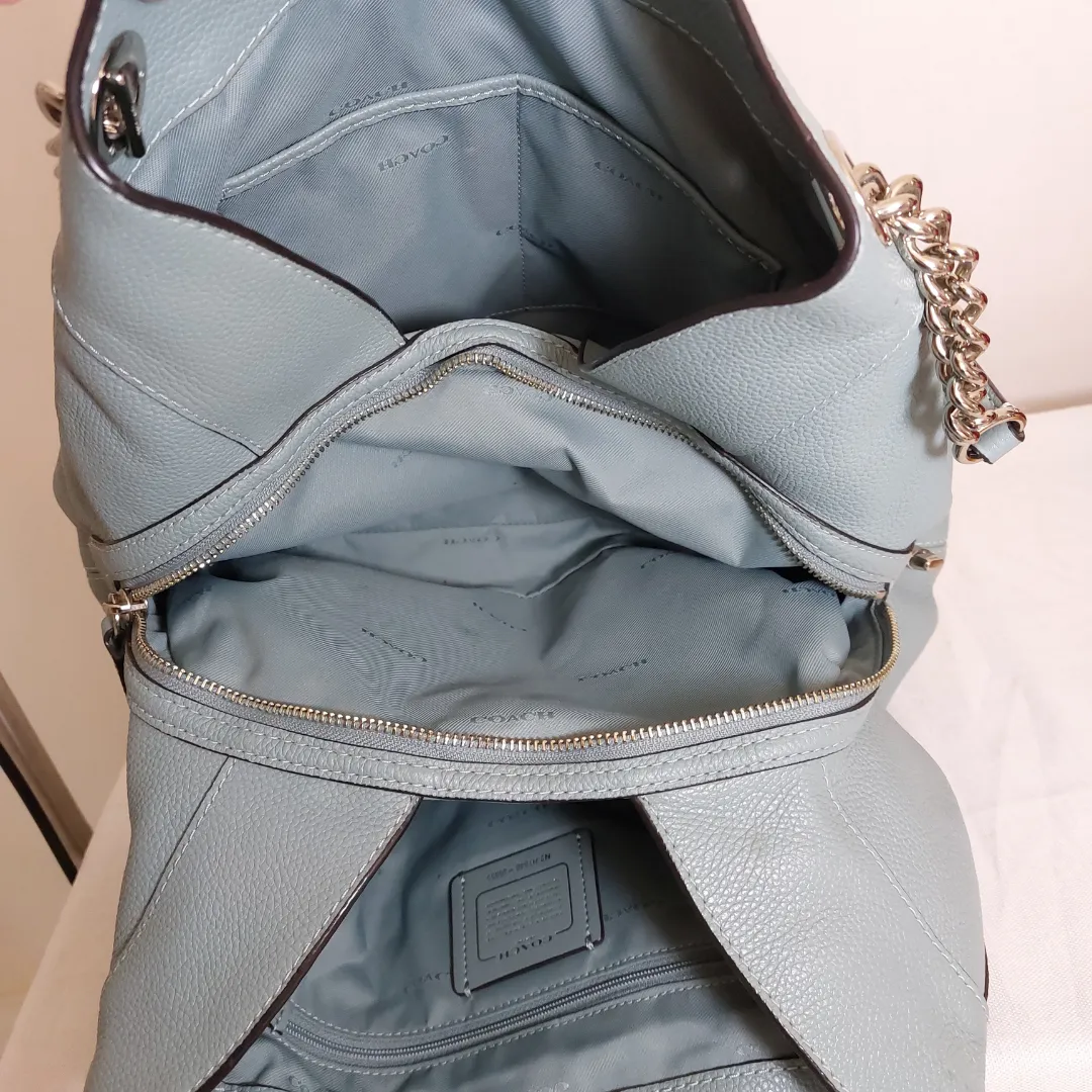 Coach Sky Blue Pebbled Leather Turn-lock Shoulder Bag | Gently Used |