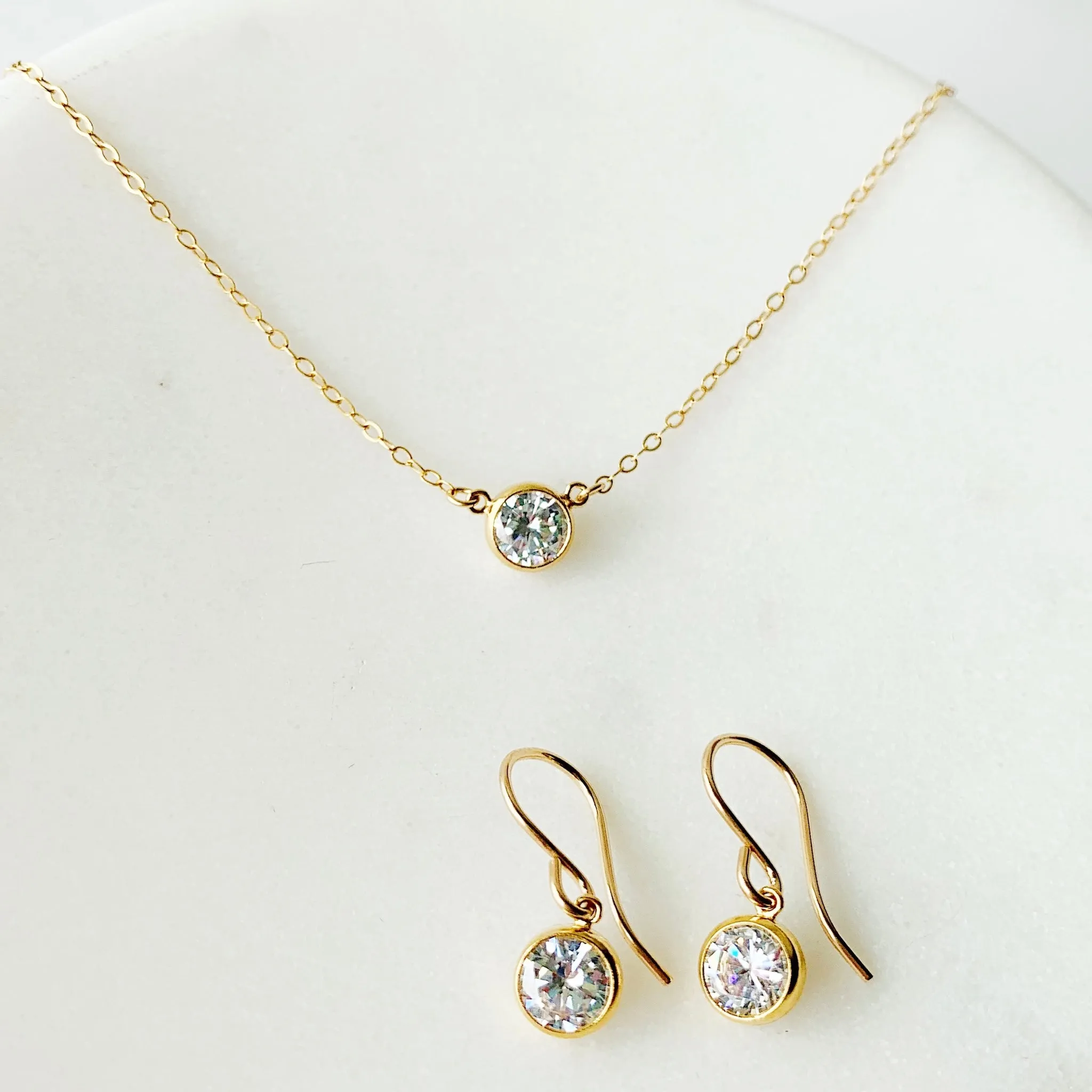 Collette Solitaire Necklace