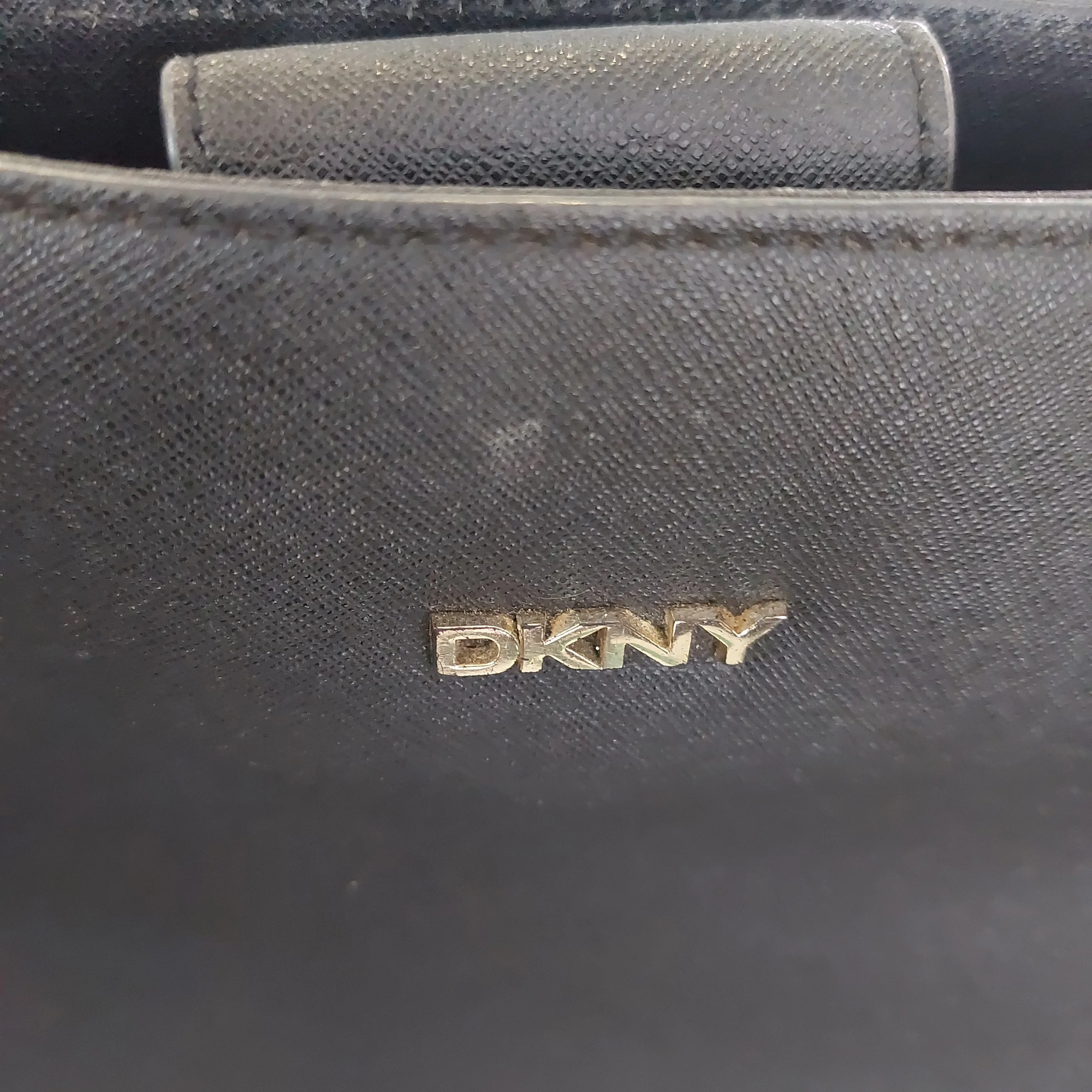 DKNY Black Leather Shoulder Bag | Pre Loved |