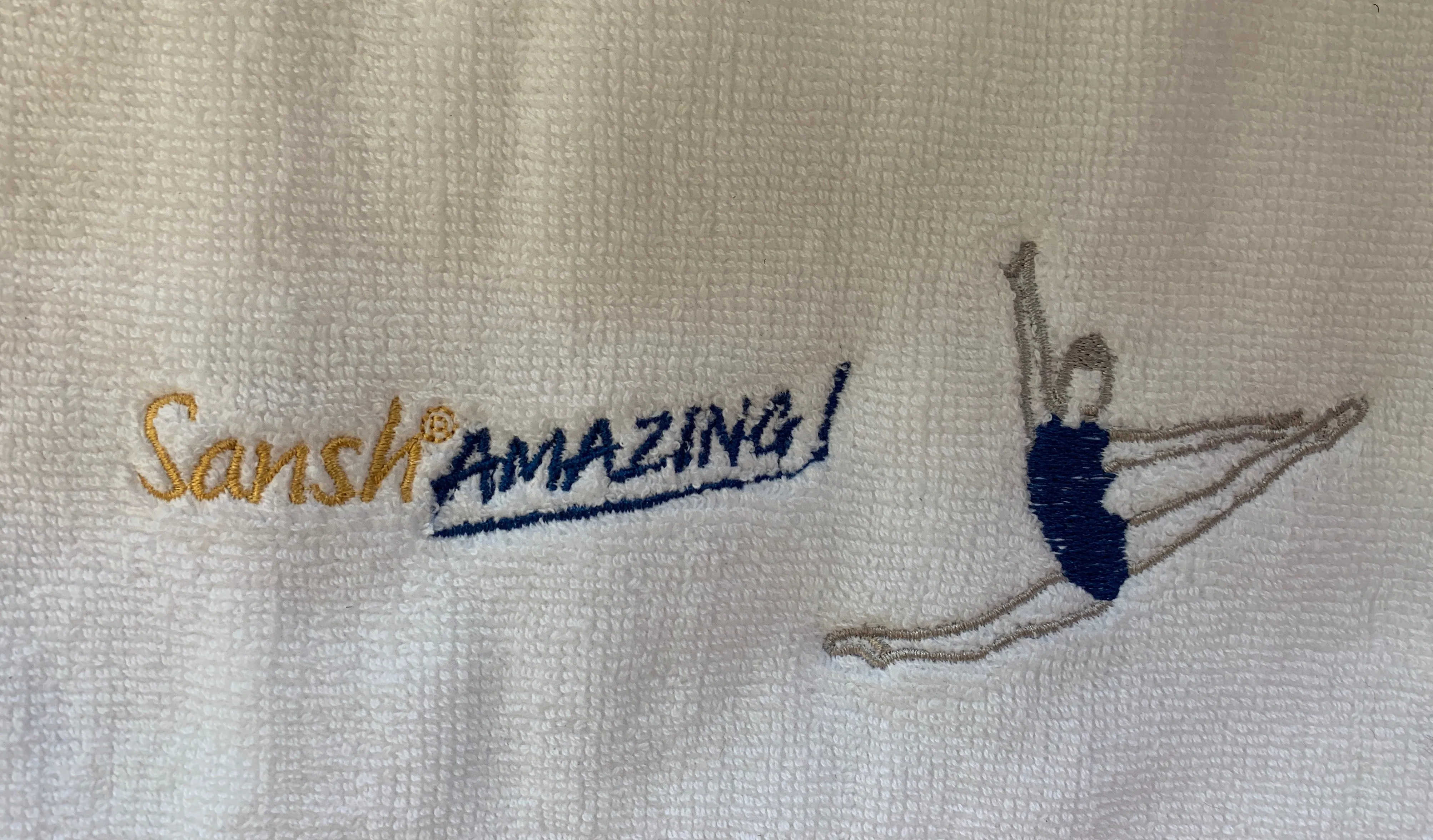 Sansha Sanshamazing Towel