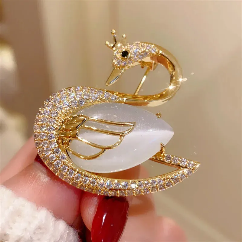 The Princess Swan Brooch/Pin