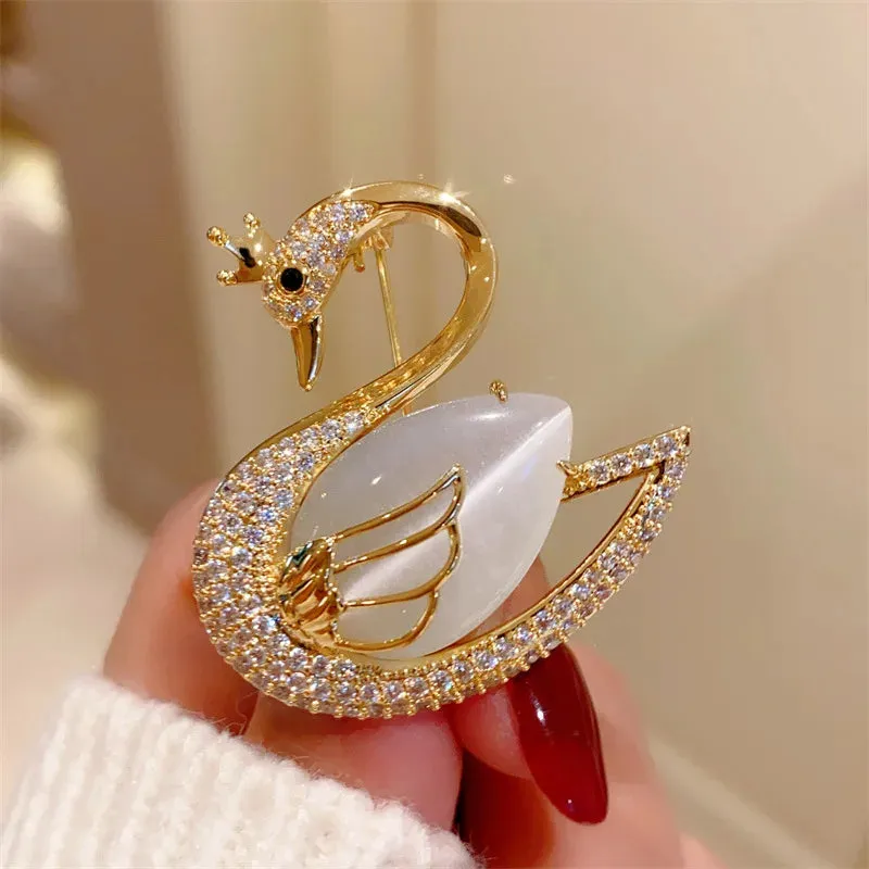 The Princess Swan Brooch/Pin